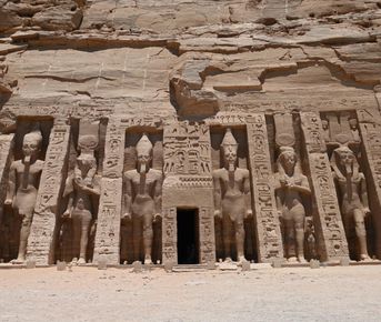 Круиз по Нилу Луксор-Асуан 4 ночи включая Абу Симбел без  никаких расходов