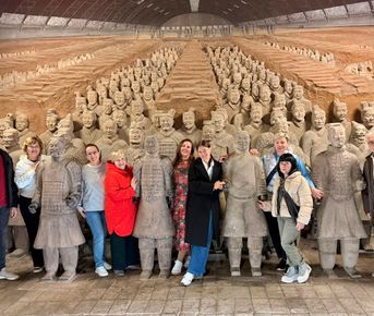 Великий Китай: Пекин-Сиань-Чжанцзяцзе-Фэнхуан-Гуйлинь-Яншо-Хайнань