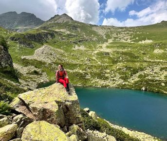 Архыз и Домбай, 7 дней: треккинг налегке в мини-группе