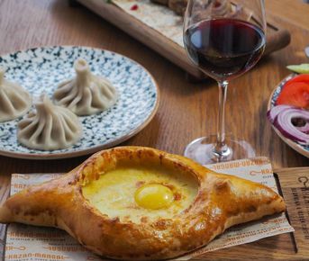 Грузия: худым и грустным не уедет никто