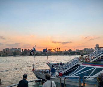 Вечерний круиз по Нилу, рынок Хан эль-Халили и улица Аль-Муизз (всё включено)