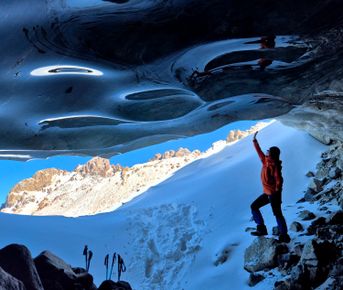 Ледяной грот Дельфин