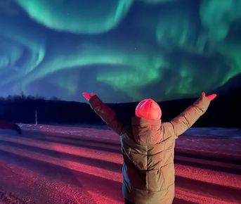 Териберка: край китов и изумрудного неба