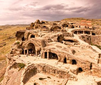 Индивидуальный тур: Мцхета, Джвари, Светицховели, Гори и Уплисцихе