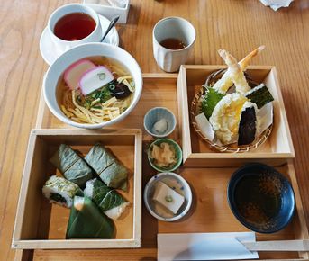 Неклассическая Япония