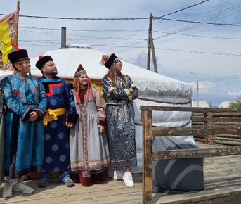 Путешествие к бурятам из Иркутска: экскурсия в дацан, к шаману или в этноцентр