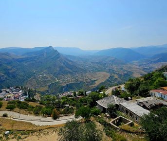 В ритме лезгинки