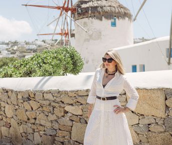 Island Hopping Tour . Афины-Санторини- Миконос