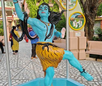 10 дней в сердце Гималаев: Ришикеш, Харидвар и треккинг к скрытым водопадам