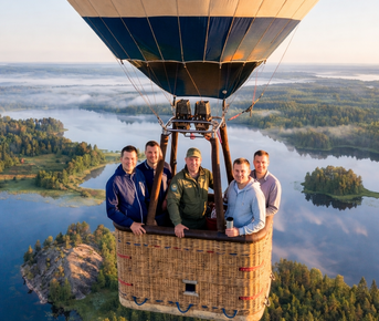 Мужская Карелия. Приватный комфорт тур: воздушный шар, рыбалка, баня, ретро поезд