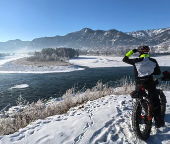 Велотур Зимний Горный Алтай. Чемальский тракт вдоль Катуни