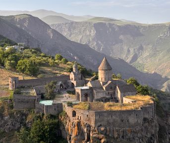 Армения 7 дней. От столицы до юга. Легенды древности.