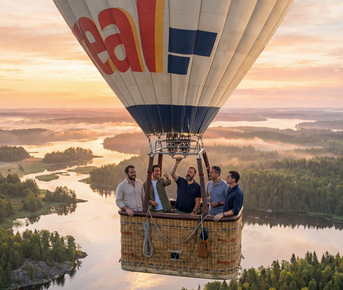 Мужская Карелия. Приватный комфорт тур: воздушный шар, рыбалка, баня, ретропоезд