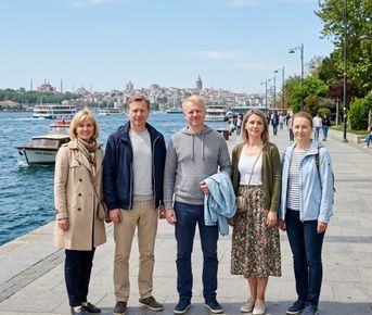 Майские в Стамбуле комфорт тур до 6 чел. Приватная яхта, дворцы и город контрастов