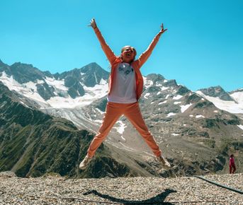 Йога-тур Восхождение к себе на термальных источниках в горах Кавказа