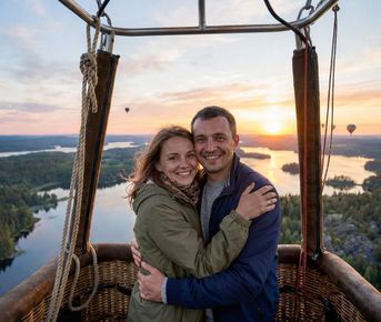 Романтическая Карелия для двоих. Воздушный шар, отель на берегу Ладоги, Рускеала Кижи