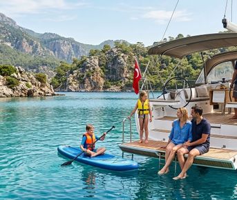 Отдых семьей на Яхте в Турции: комфорт тур по Ликийскому побережью