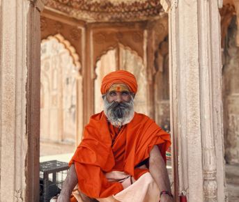 Матхура и Вриндаван из Агры: погружение на один день в духовную обитель Кришны