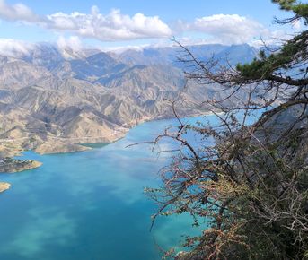 Смотровая Харачи - одна из лучших локации в России по оценкам National Geographic