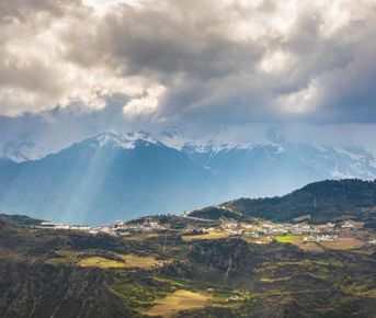 Тибетское сердце Юньнани: храмы, ледники и Великий чайный путь