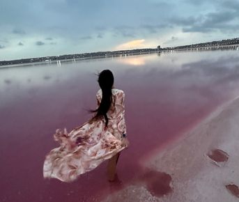 Розовое озеро, Марсианские горы, Бешбармаг и дегустация черной икры (обед включен)