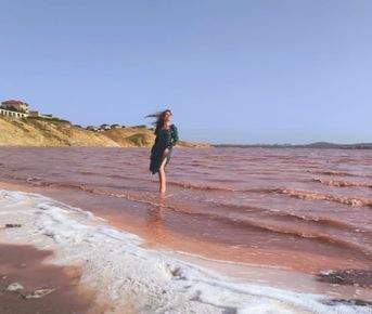 Розовое озеро, Марсианские горы, Бешбармаг и дегустация черной икры (обед включен)