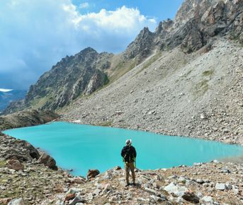 Поход в ущелье Узункол: горы, альпийские луга, ущелья и реки
