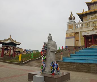 К золотой обители Будды