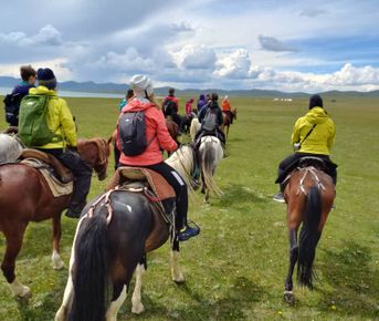 Озёра небесных гор: Сон-Куль и Иссык-Куль за 7 дней