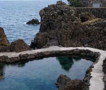 Океан, горы и восторг — тур на остров Мадейра — без рюкзаков, с проживанием в домиках