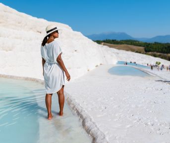 Травертины Памуккале и античный Хиераполис из Кемера