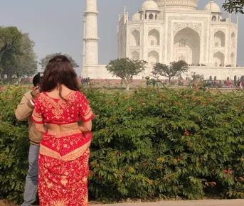 Из Дели поездка в Тадж Махал и Фатехпур сикри 