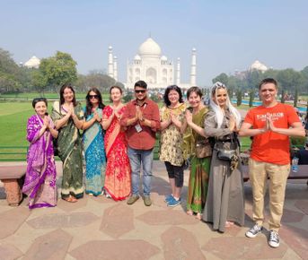 Нетипичный Золотой Треугольник