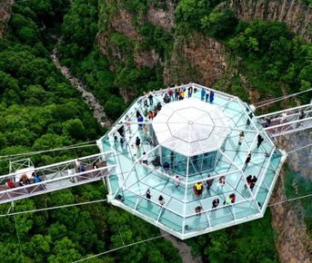 Каньон Дашбаш и мост  бриллиант, с посещением горных озер- новый маст хэв из Тбилиси