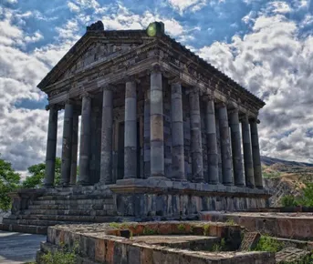 Покоряя Армению