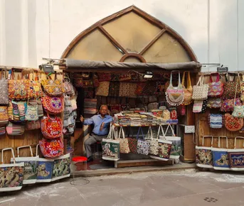 Все включено: осмотрите храмы, памятники и улицы Дели в однодневном туре