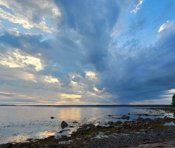 Река Кереть и безграничное Белое море