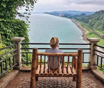 Insta-tour - ботанический рай и крепость Петра