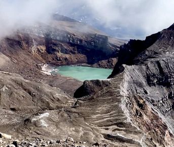 Восхождение на вулкан Горелый, Вилючинский перевал, пещеры вулкана Горелого.