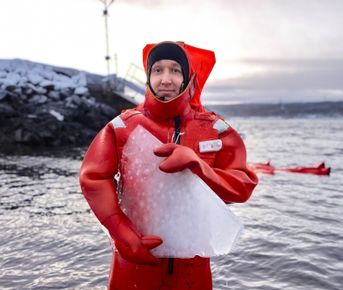  Арктический вызов: рыбалка, айсфлоатинг, снегоходы / квадроциклы