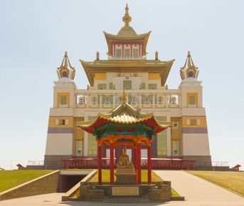 Тюльпаны Калмыкии: этнотур