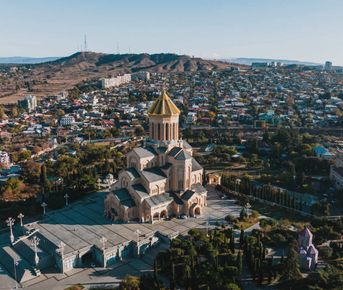 Сказочное Рождество в Тбилиси: едем в Грузию!