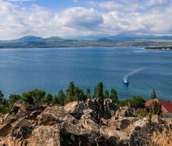 Индивидуальный тур: Озеро Севан, монастырь Севанаванк