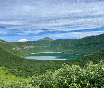 Джип-тур на озеро Толмачева. Маар Медвежья Чаша + Апачинские / Начикинские источники.