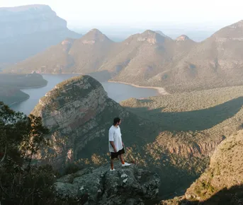 Африканская Одиссея Для Молодых Авантюристов