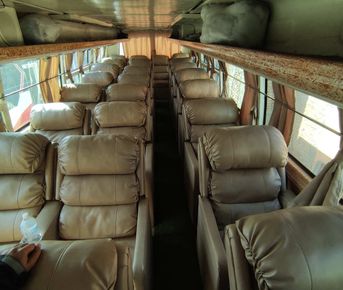 Насладитесь роскошным путешествием: из Катманду в Покхару на диван-автобусе