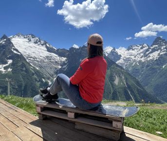 Весна на Кавказе. Архыз, Домбай и Эльбрус за 6 дней