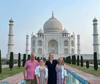 Тур по Золотому треугольнику с Орчхой, Кхаджурахо и Варанаси