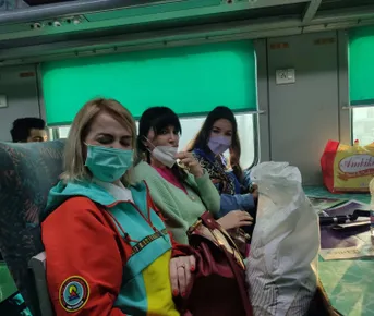 Тадж-Махал: Безупречное путешествие на скоростном экспрессе из Дели