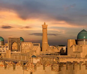 Пешком на родину легенды средневекового Востока в Бухару